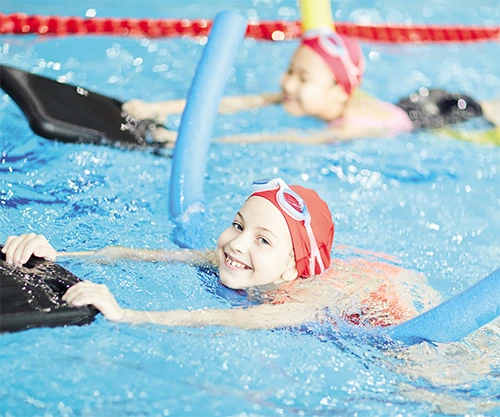 Leçons de natation collective enfants